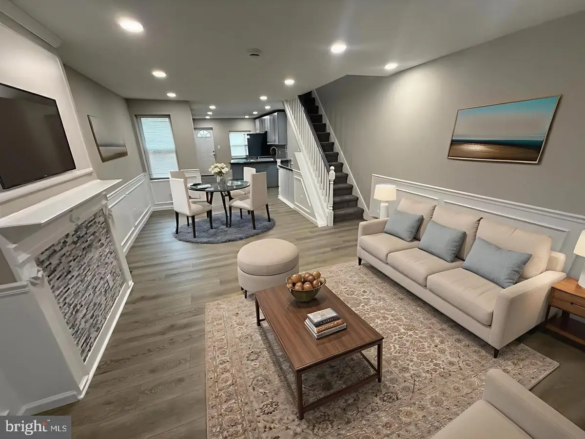 534 E Walnut Ln, Philadelphia, PA 19144 - Image #1