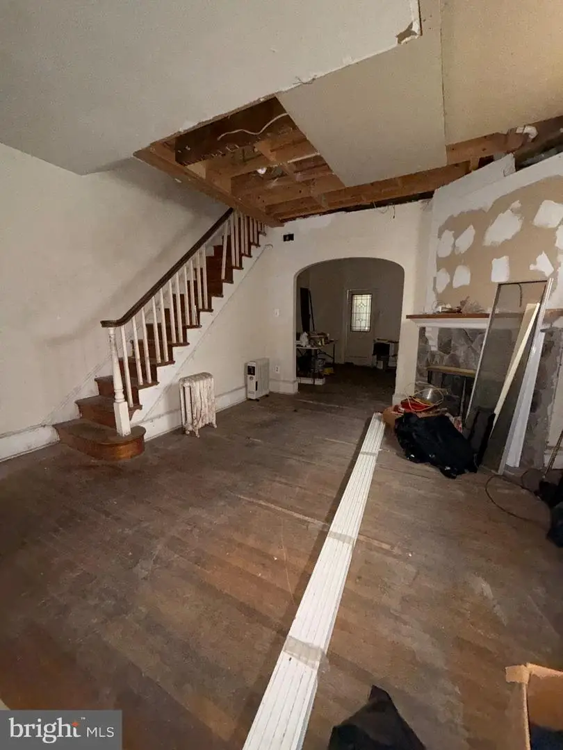 6211 Larchwood Ave, Philadelphia, PA 19143 - Image #2