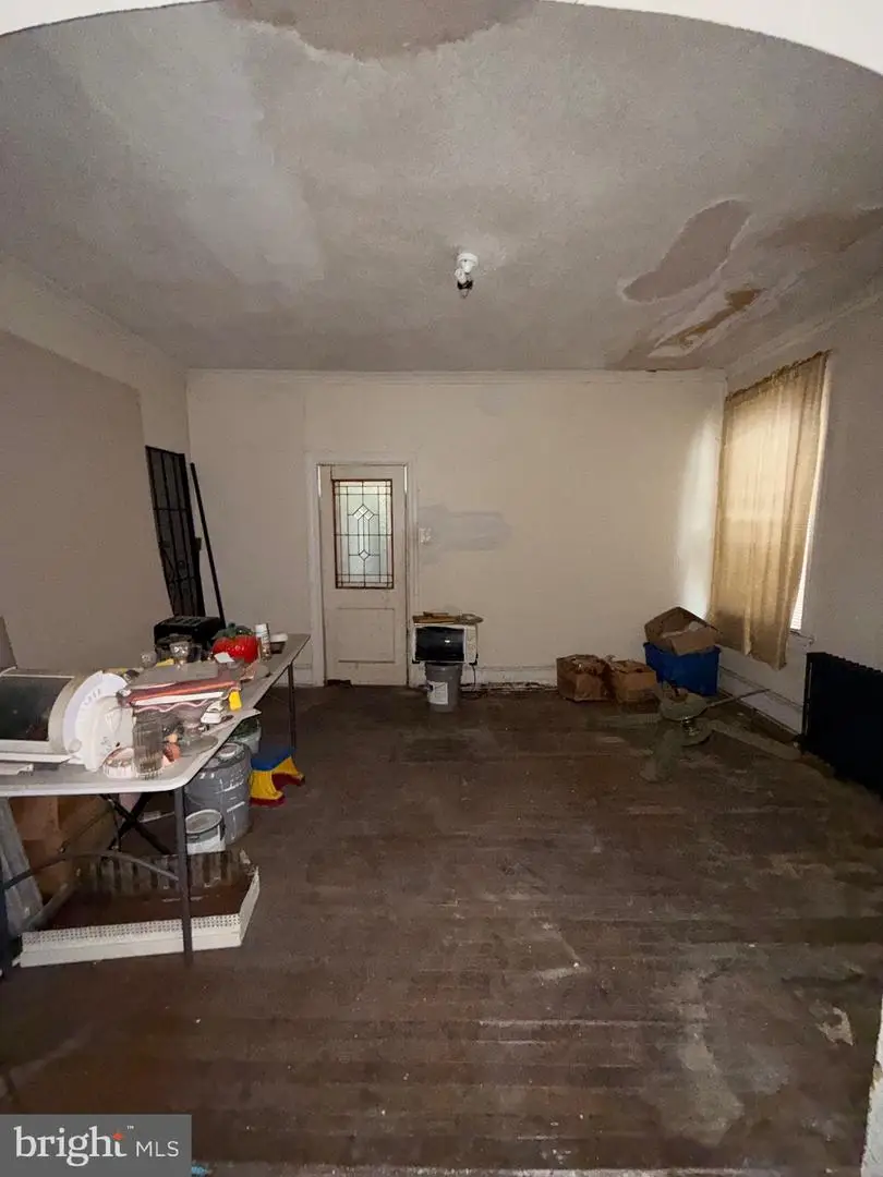 6211 Larchwood Ave, Philadelphia, PA 19143 - Image #3