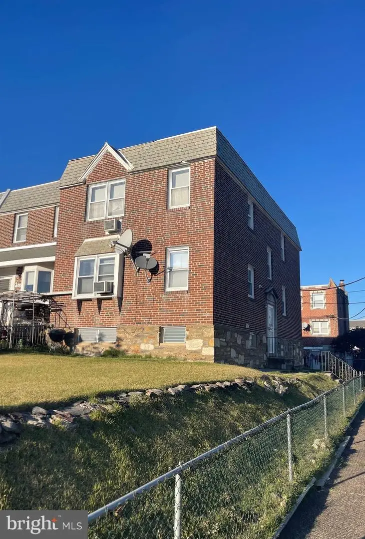 2165 Longshore Ave, Philadelphia, PA 19149 - Image #1