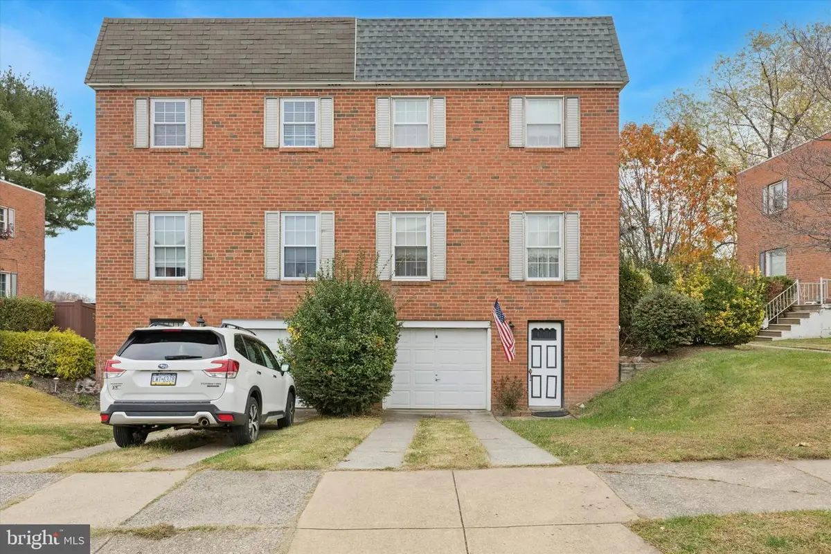 115 Gardner St, Philadelphia, PA 19116 - Image #1