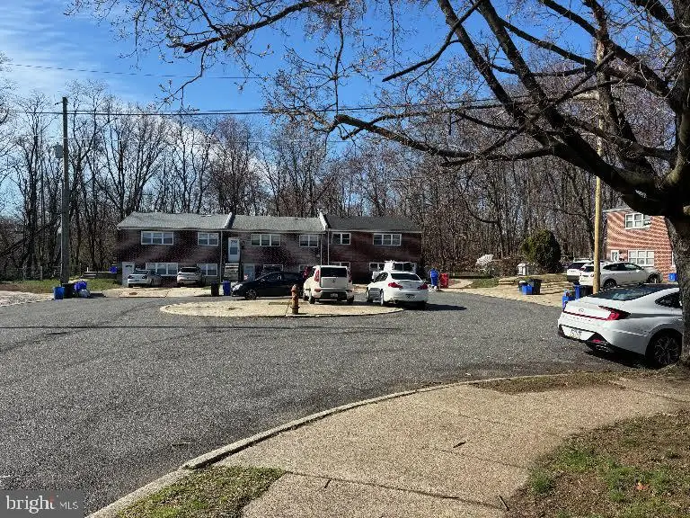 3314 S Keswick Ter, Philadelphia, PA 19114 - Image #2