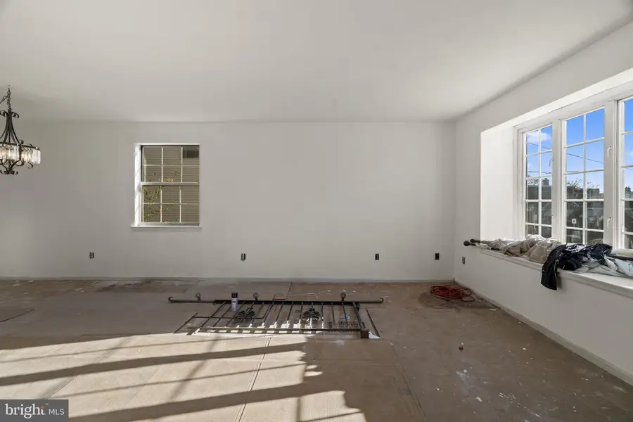 6502 Ditman St, Philadelphia, PA 19135 - Image #3