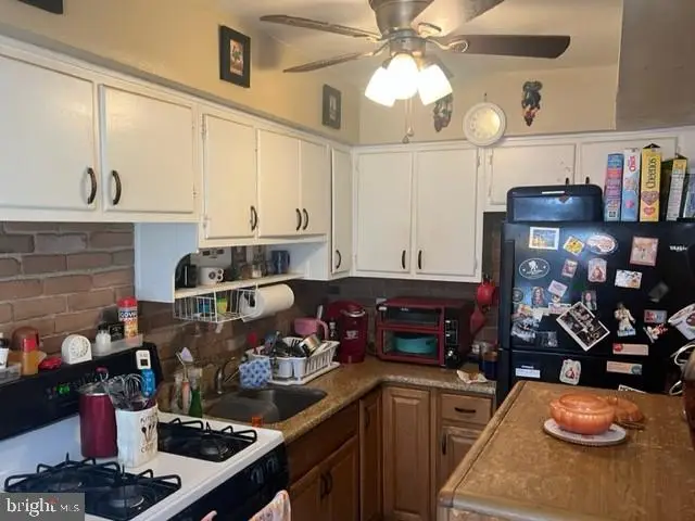 6349 Edmund St, Philadelphia, PA 19135 - Image #2