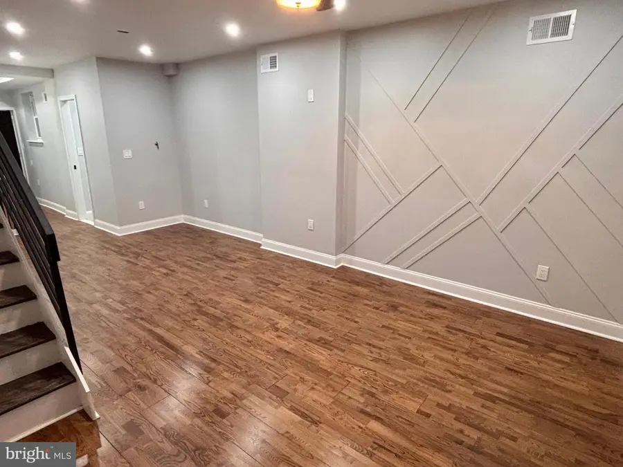 2016 S 23rd St, Philadelphia, PA 19145 - Image #2