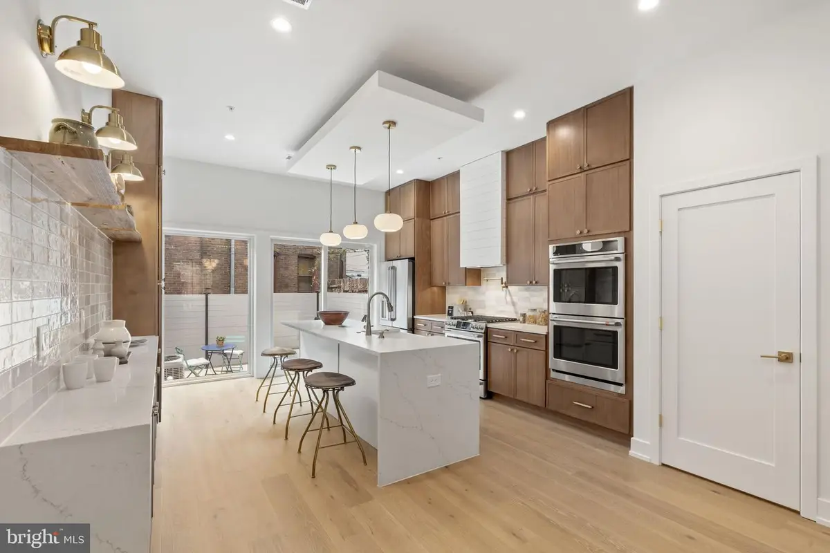 2214 E Gordon St, Philadelphia, PA 19125 - Image #1