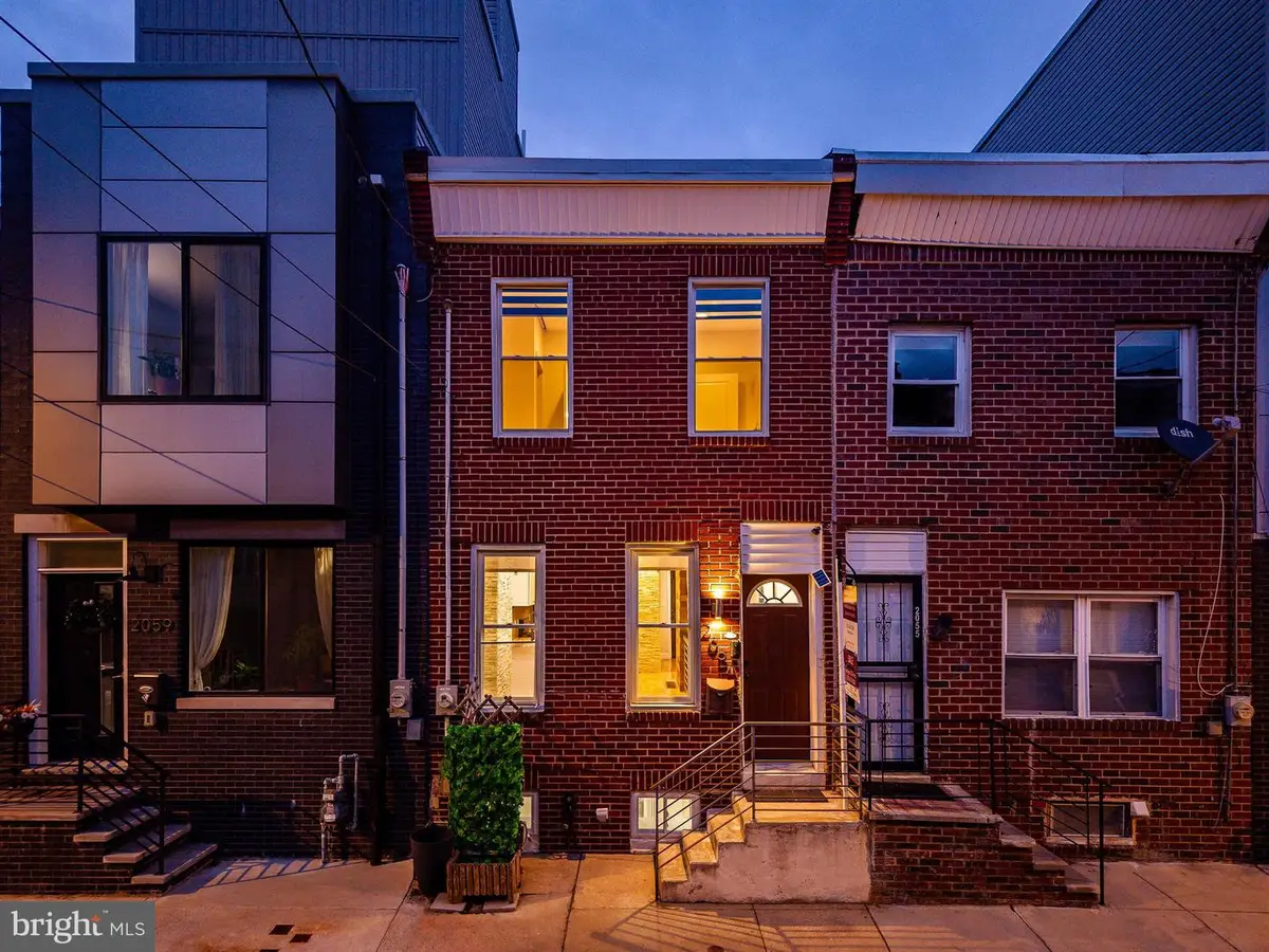 2057 Watkins St, Philadelphia, PA 19145 - Image #1