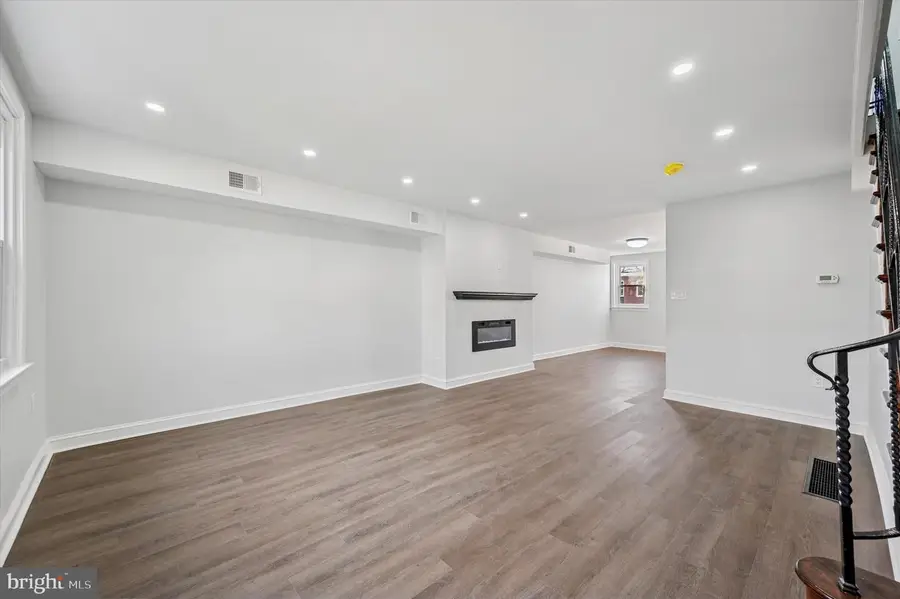 1010 Flanders Rd, Philadelphia, PA 19151 - Image #3