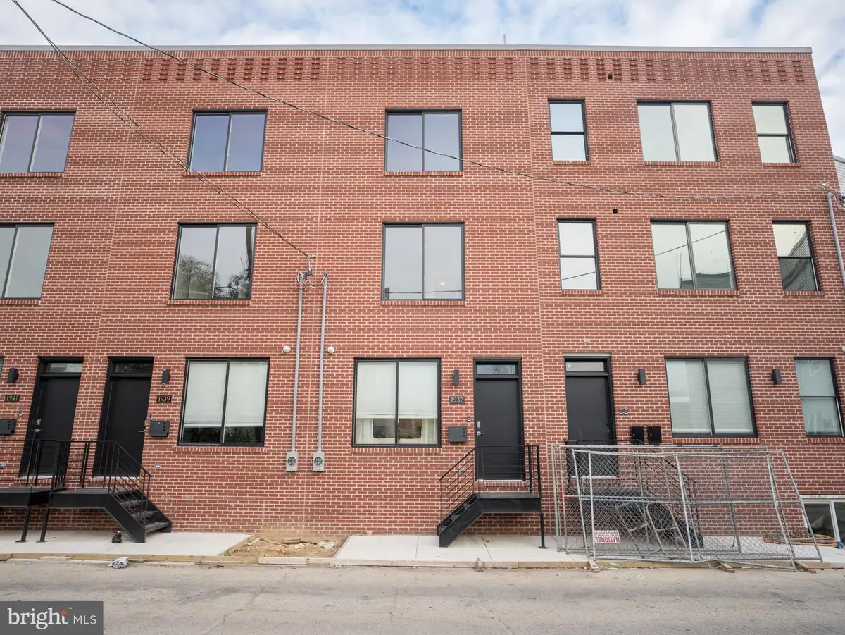 1937 N Leithgow St, Philadelphia, PA 19122 - Image #1