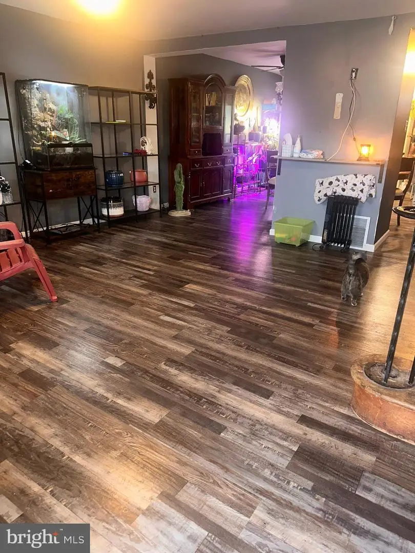 7141 Walker St, Philadelphia, PA 19135 - Image #2