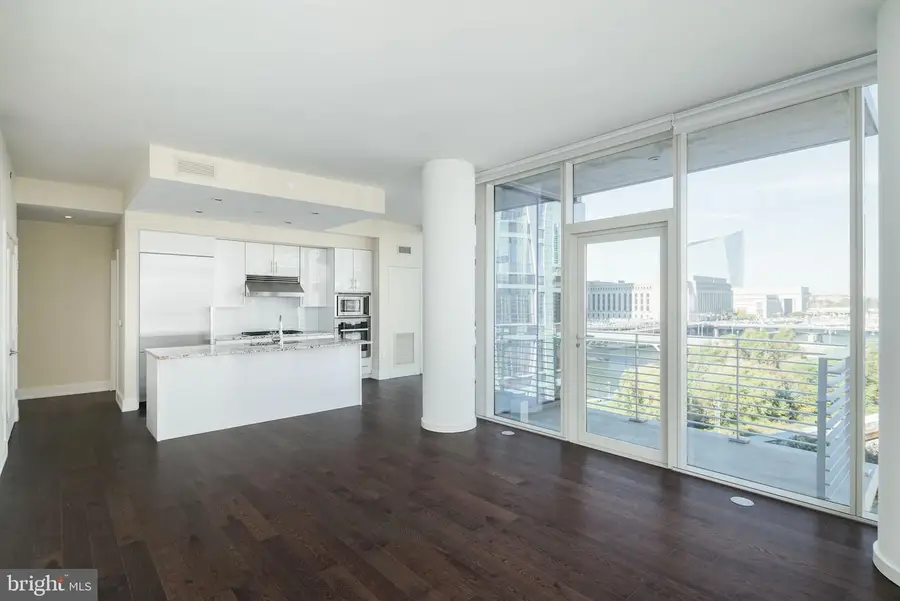 210-20 S 25th St #703, Philadelphia, PA 19103 - Image #2