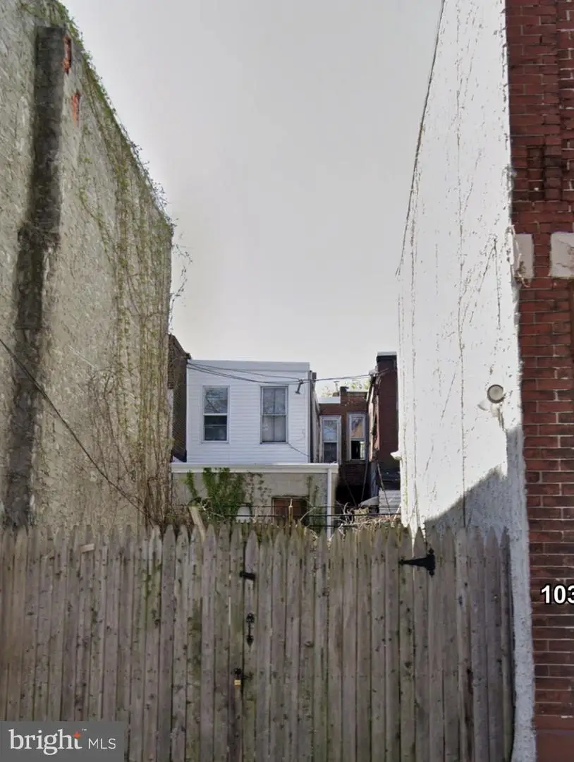 1030 W Monmouth St, Philadelphia, PA 19133 - Image #1