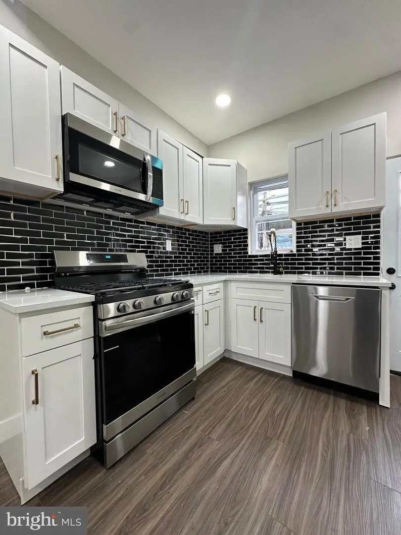 2428 S Beulah St, Philadelphia, PA 19148 - Image #1