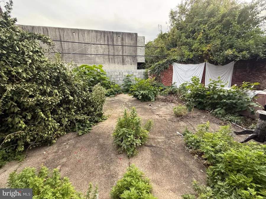 1204 W Rockland St, Philadelphia, PA 19141 - Image #2