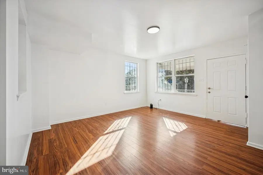 1817 Wilmot St, Philadelphia, PA 19124 - Image #2