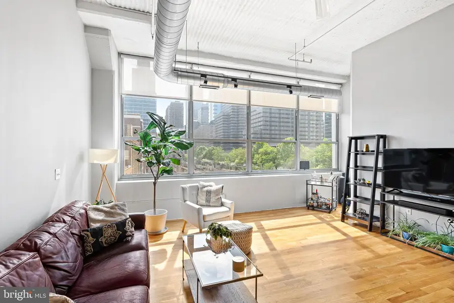 2200-28 Arch St #0409, Philadelphia, PA 19103 - Image #3