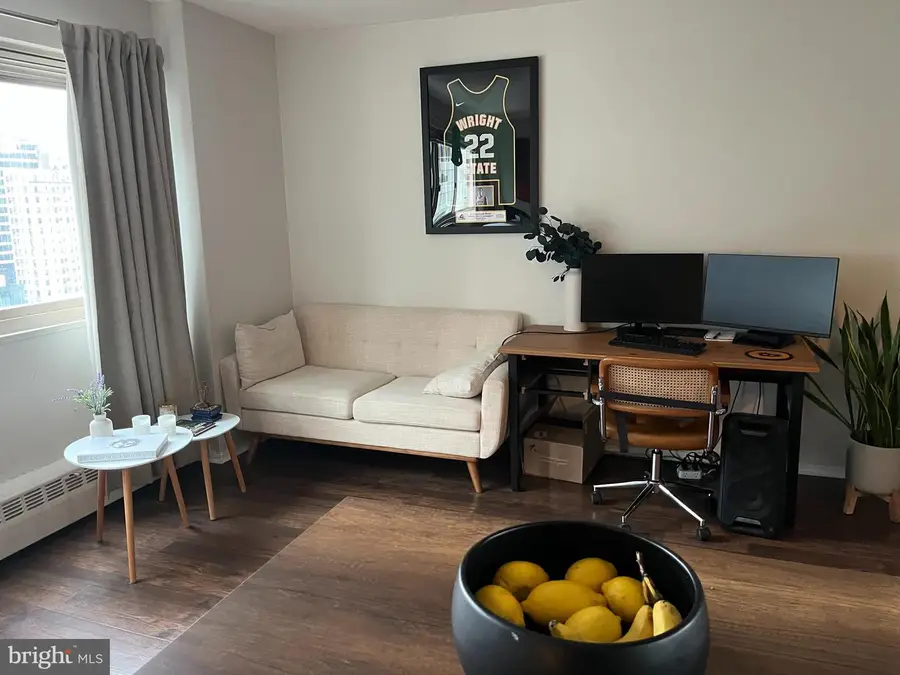 2101-17 Chestnut St #1706, Philadelphia, PA 19103 - Image #3