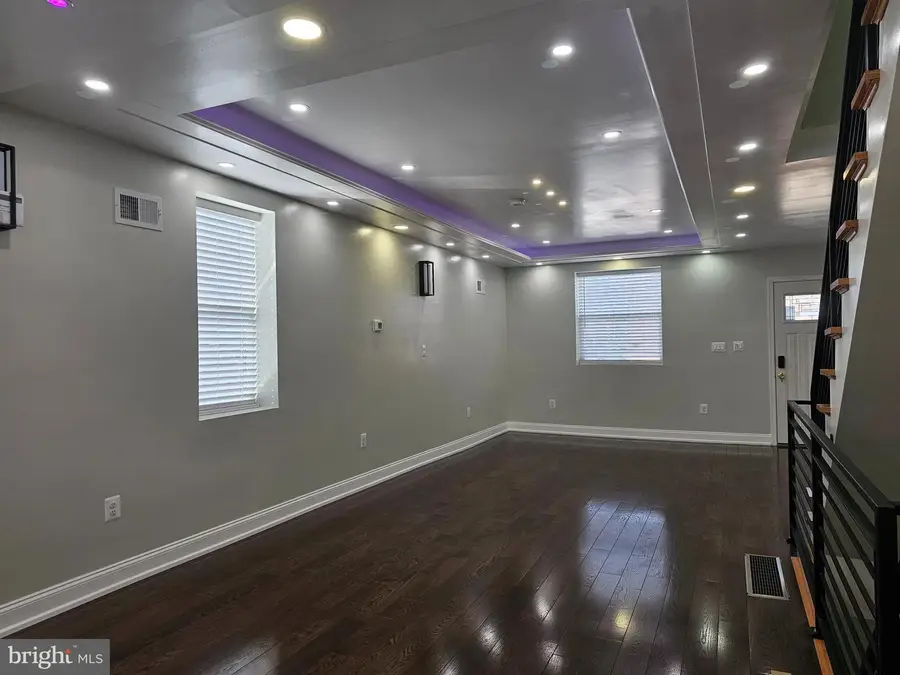 1555 S Hollywood St, Philadelphia, PA 19146 - Image #3