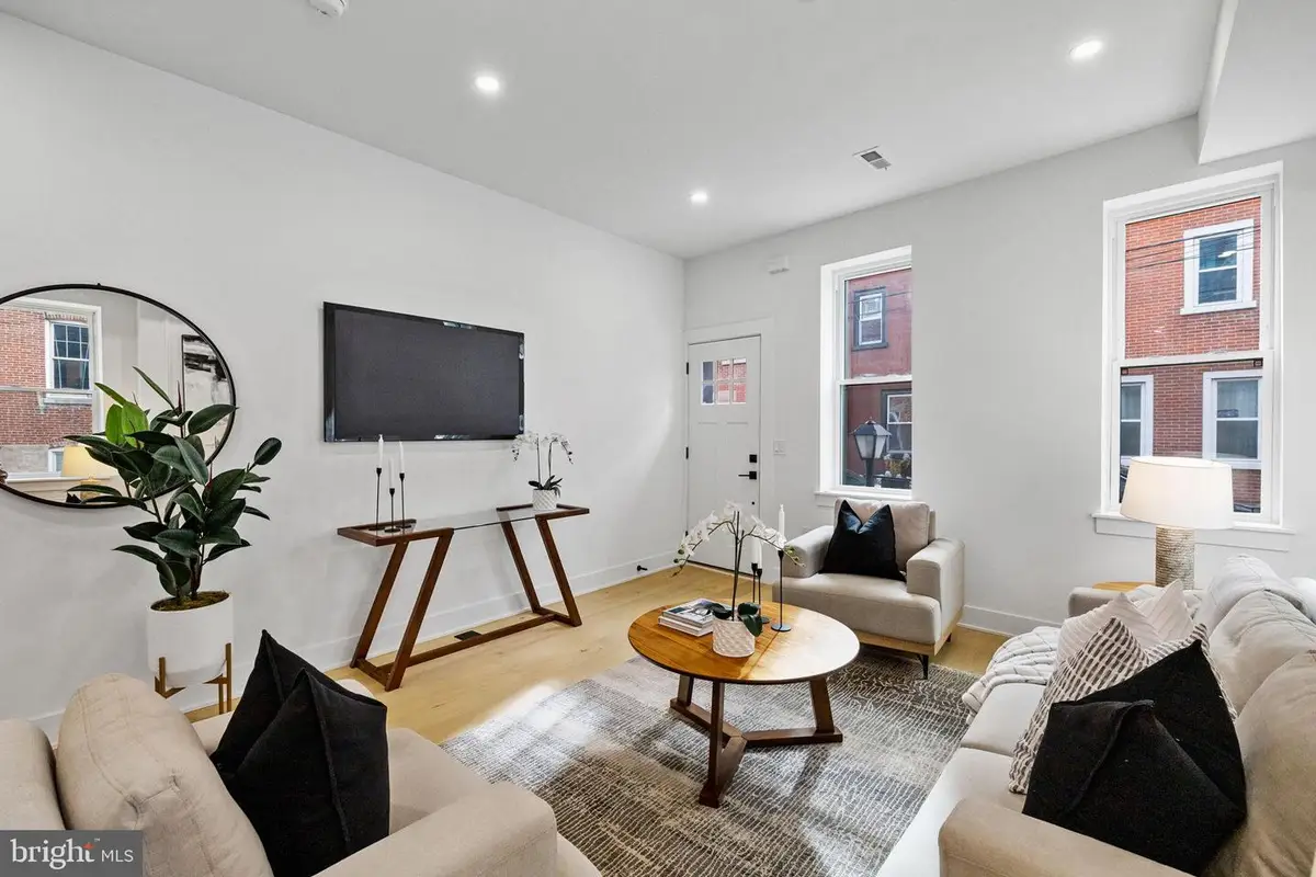 17 E Columbia Ave, Philadelphia, PA 19125 - Image #1