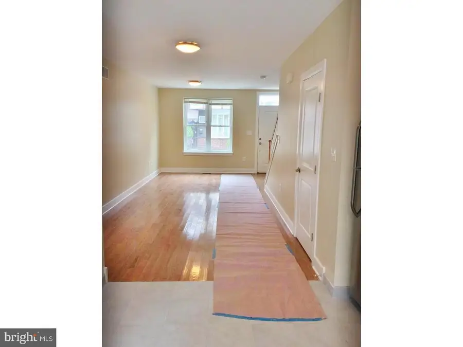 2325 Watkins St, Philadelphia, PA 19145 - #2