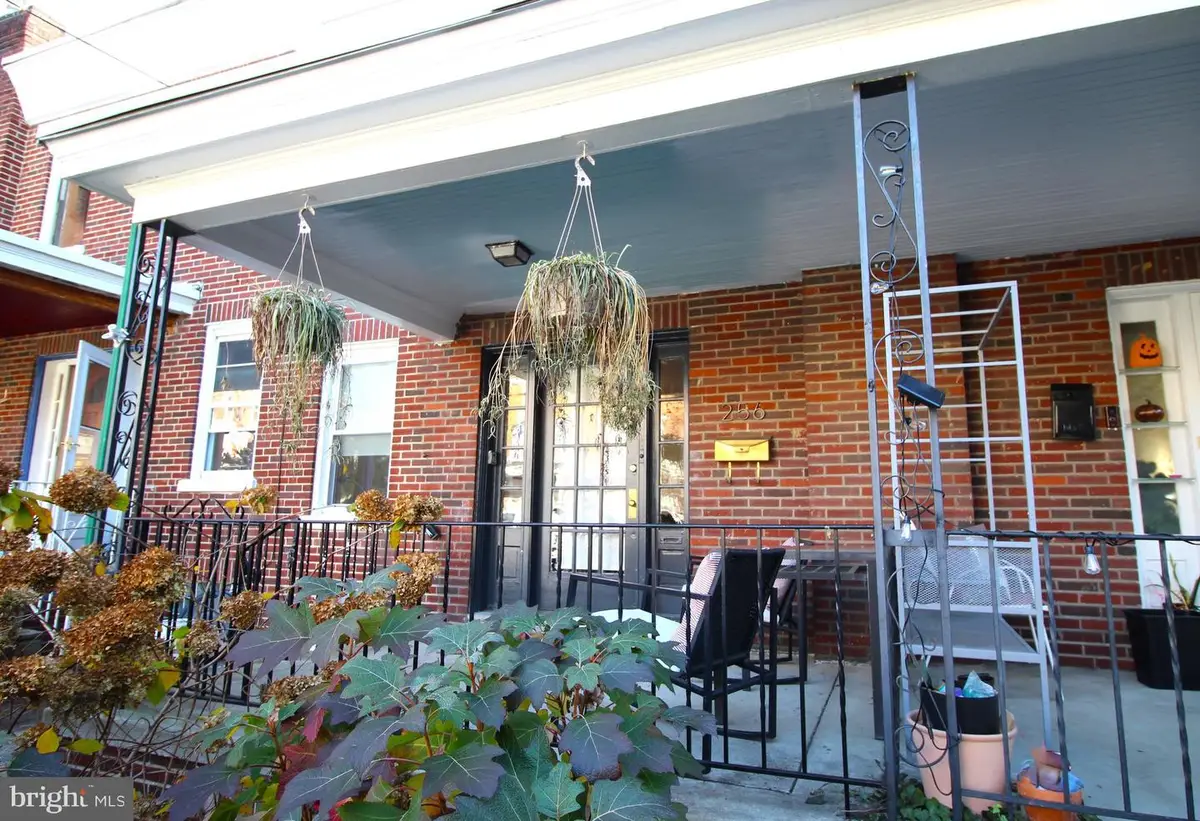 256 Rochelle Ave, Philadelphia, PA 19128 - Image #1