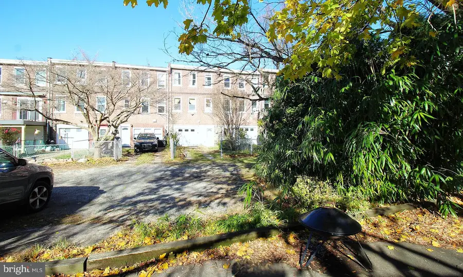 256 Rochelle Ave, Philadelphia, PA 19128 - Image #3