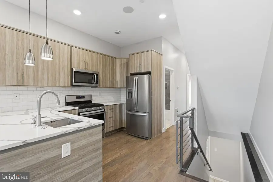 711 W Montgomery Ave, Philadelphia, PA 19122 - Image #3