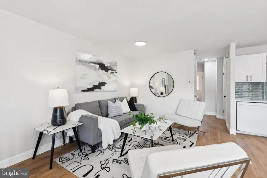 10852 Rayland Rd, Philadelphia, PA 19154 - Image #2