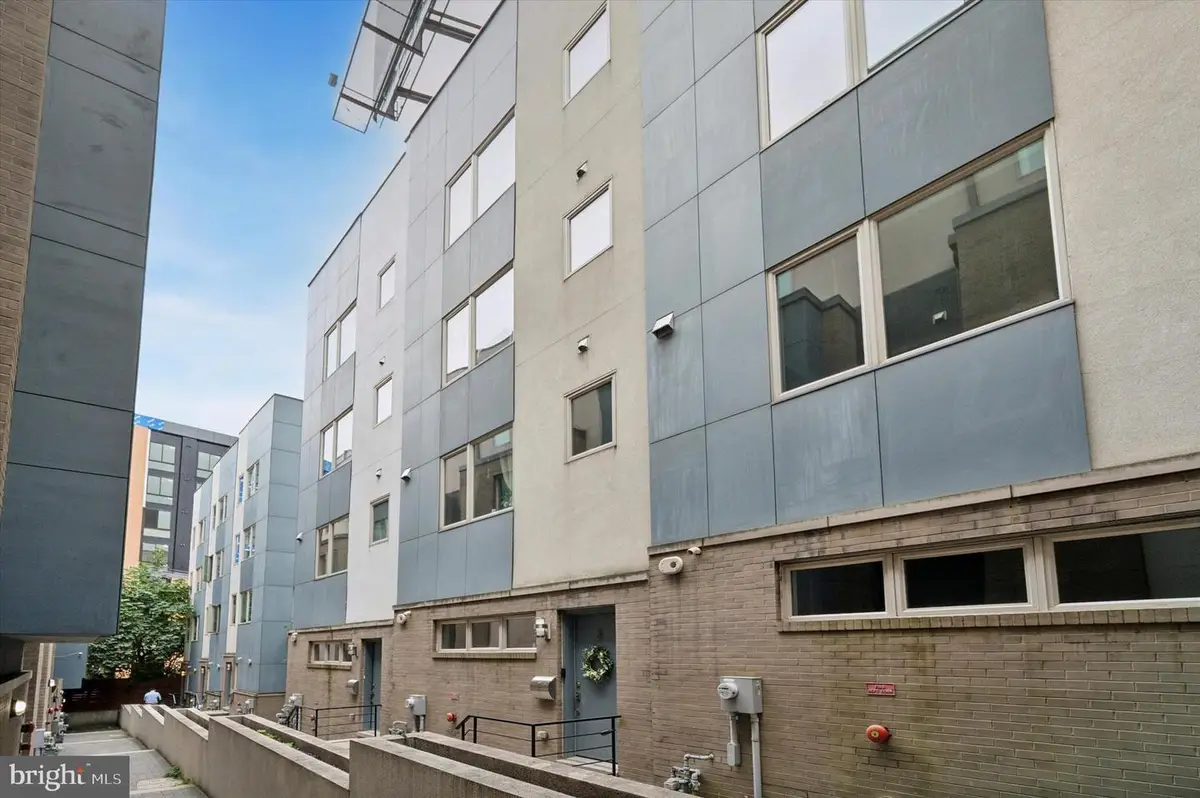 927 N Front St #3, Philadelphia, PA 19123 - Image #1