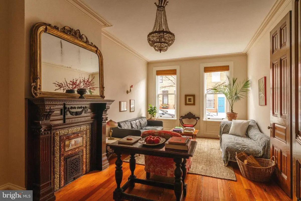 760 N 24th St, Philadelphia, PA 19130 - Image #1