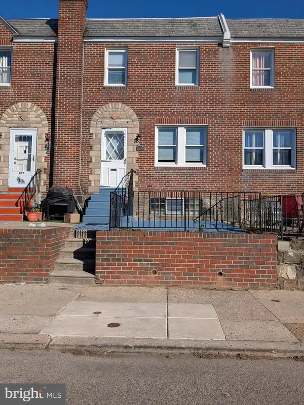 889 Carver St, PHILADELPHIA, PA 19124