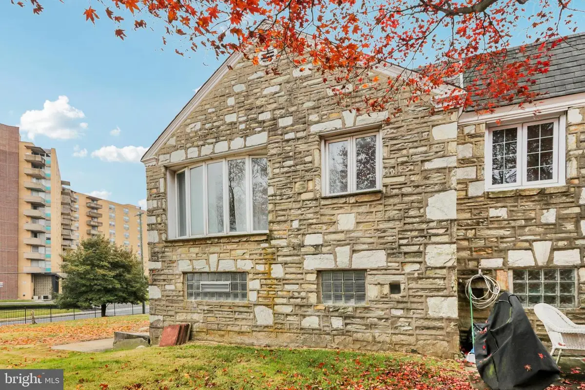 8855 Winchester Ave, Philadelphia, PA 19115 - Image #1