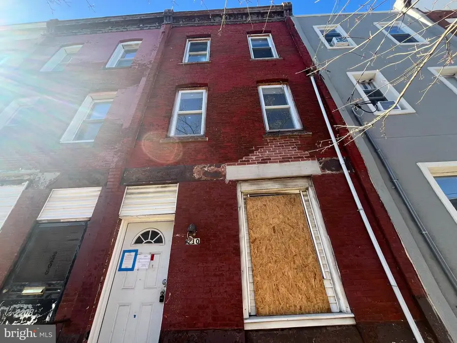 2210 N 17th St, Philadelphia, PA 19132 - Image #2