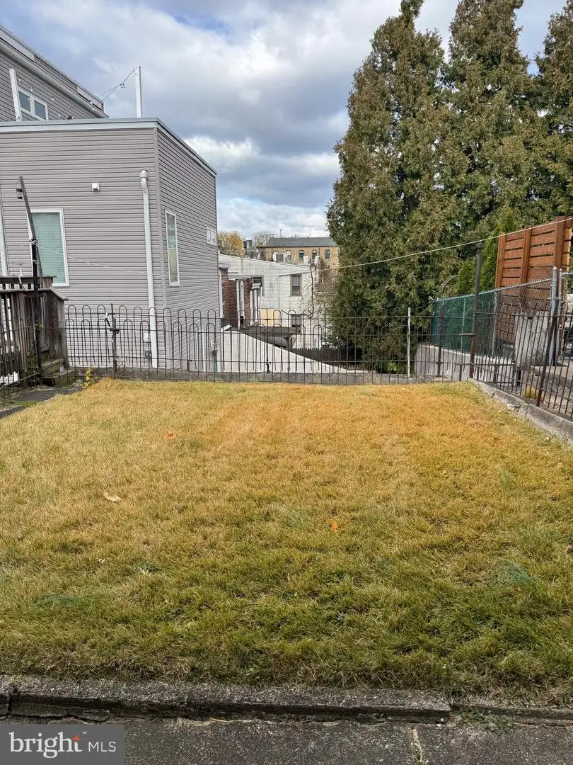 406 Kingsley St, Philadelphia, PA 19128 - Image #3