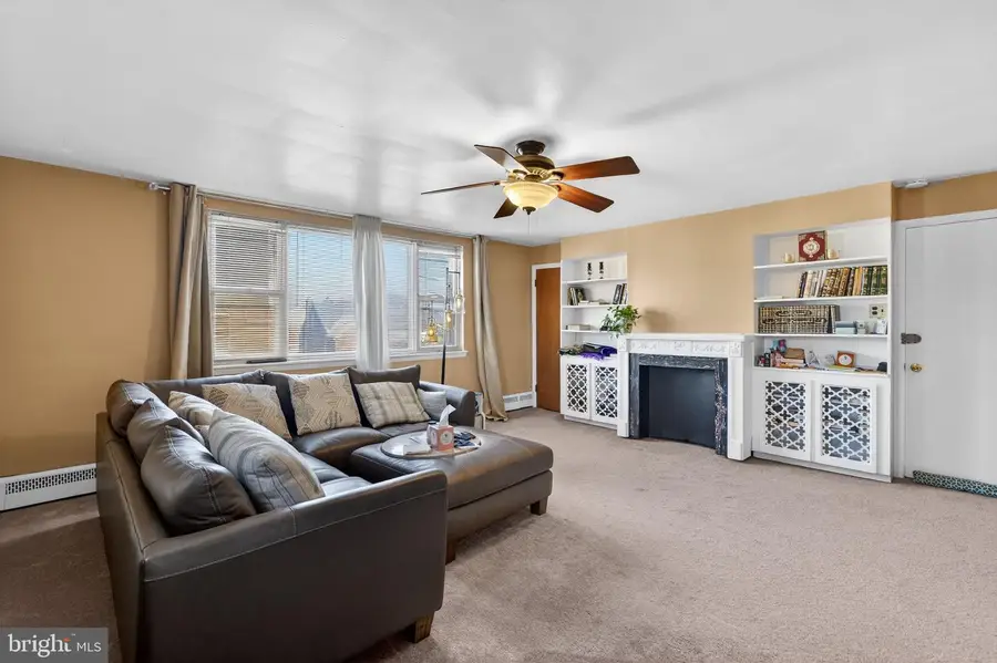 816 Loney St, Philadelphia, PA 19111 - Image #2