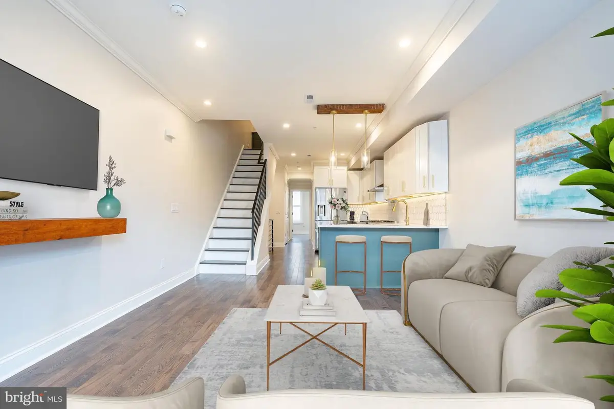 1919 Brown St #2, Philadelphia, PA 19130 - Image #1