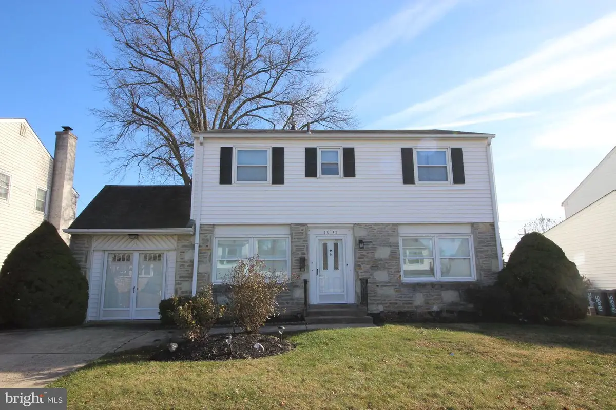 13037 Sewell Rd, Philadelphia, PA 19116 - Image #1