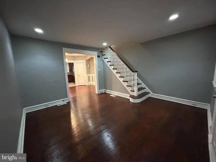 549 E Sanger St, Philadelphia, PA 19120 - Image #2