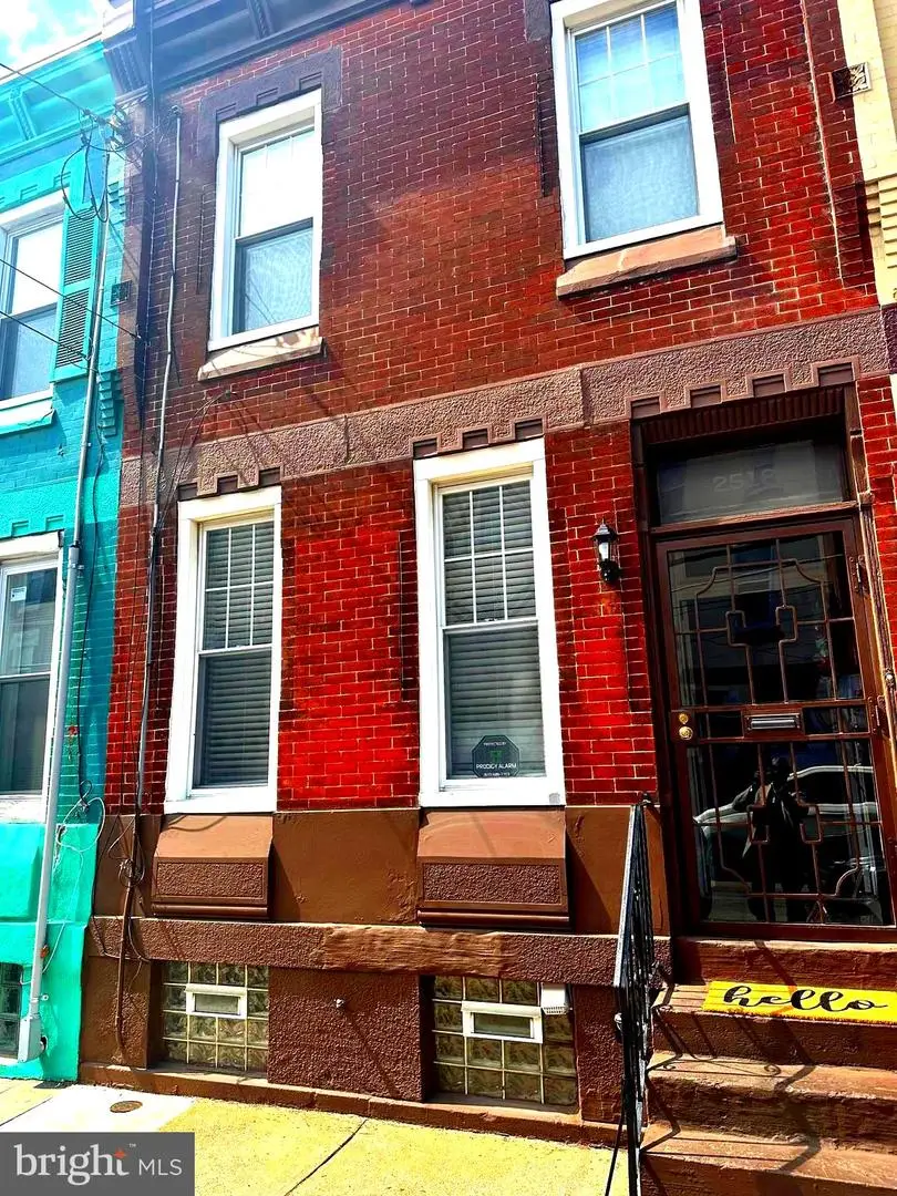 2518 N 12th St, Philadelphia, PA 19133 - Image #1