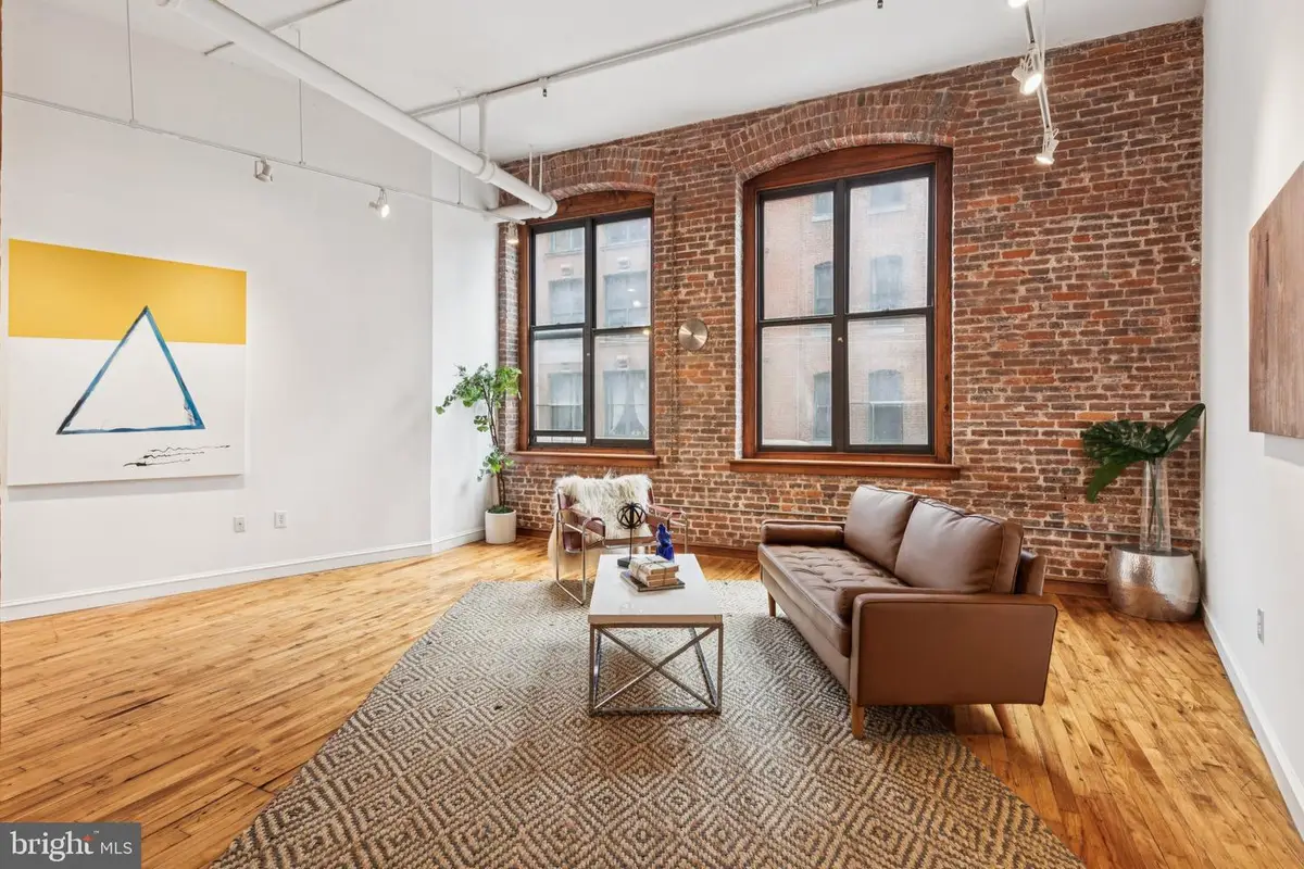 428 N 13th St #3f, Philadelphia, PA 19123 - Image #1