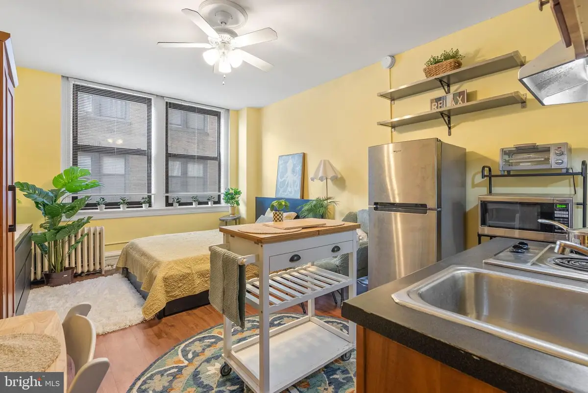 1324 Locust St #703, Philadelphia, PA 19107 - Image #1