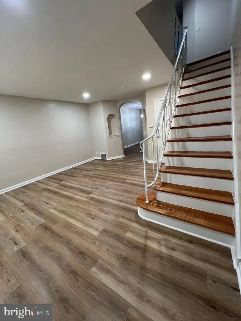 6168 Newtown Ave, Philadelphia, PA 19111 - Image #2