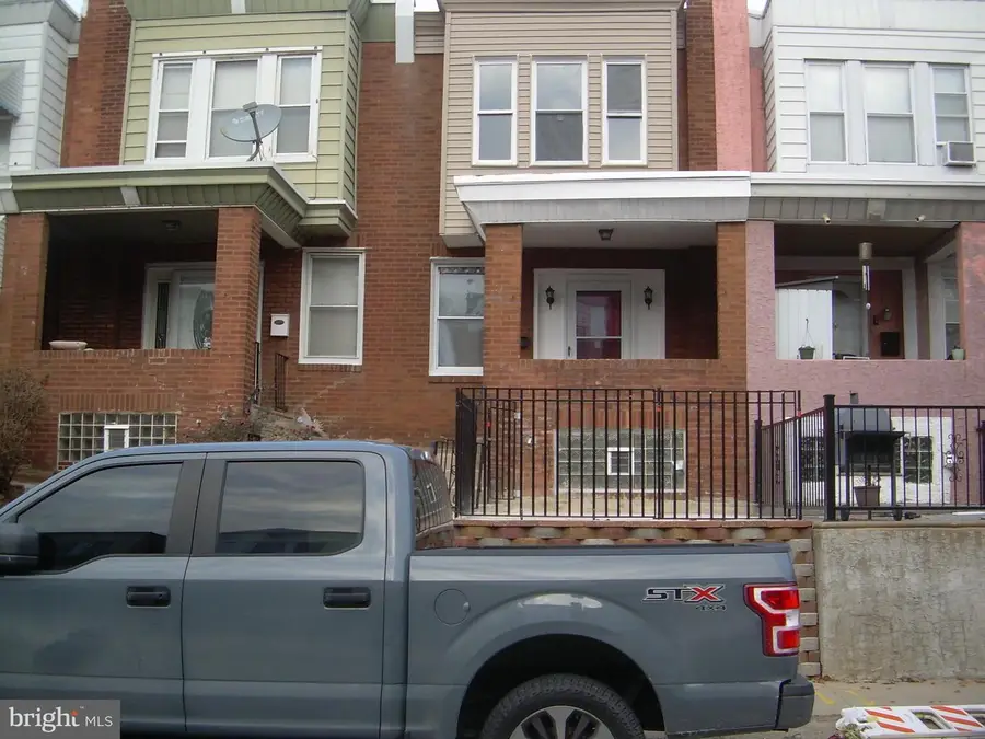 853 Anchor Street, Philadelphia, PA 19124 - Image #2