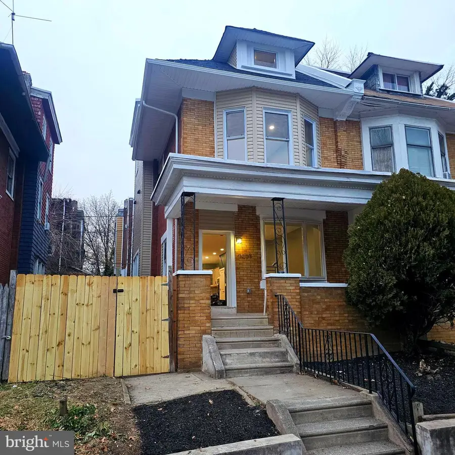 4920 N Camac St, Philadelphia, PA 19141 - Image #2