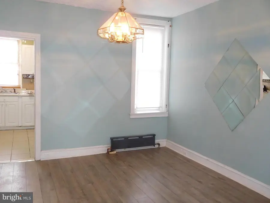 161 W Ruscomb St, Philadelphia, PA 19120 - Image #3