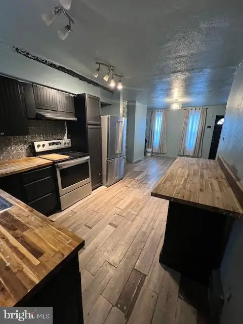 2020 N Darien St, Philadelphia, PA 19122 - Image #3