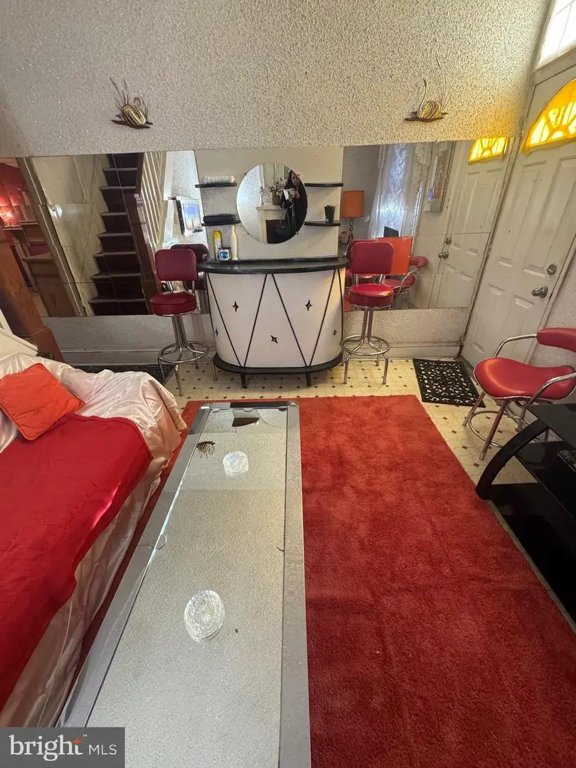 921 W Silver St, Philadelphia, PA 19133 - Image #2