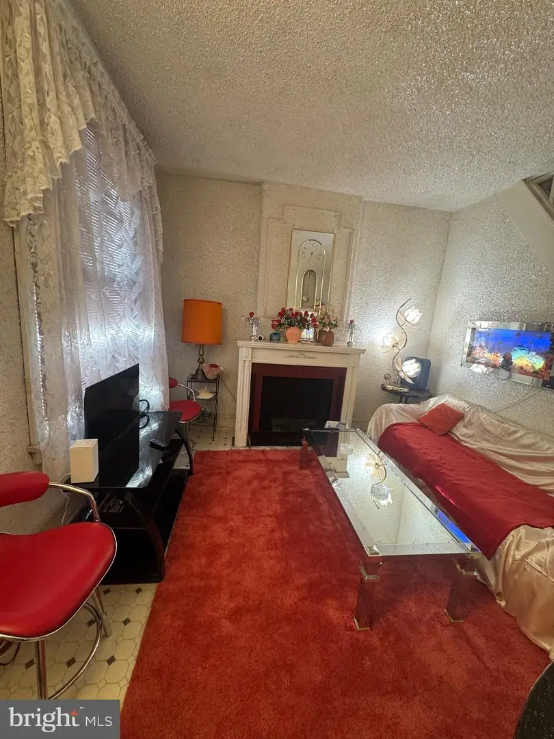 921 W Silver St, Philadelphia, PA 19133 - Image #3