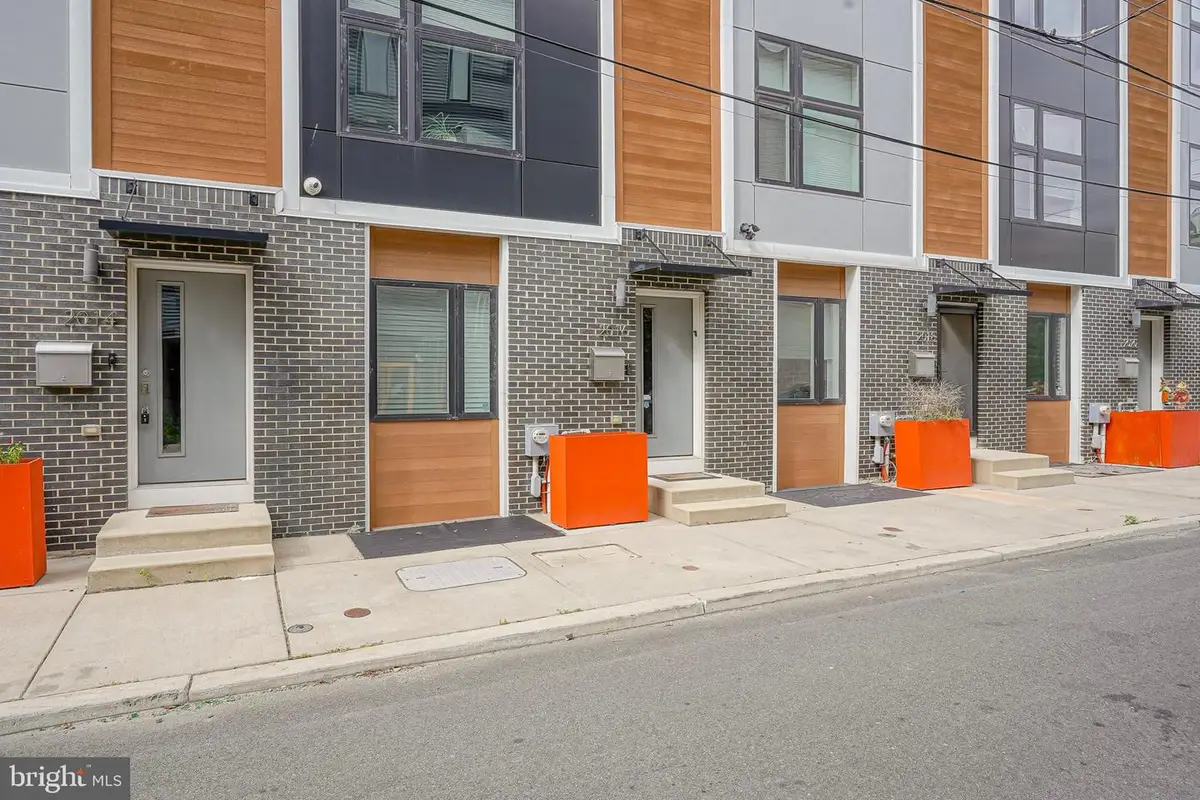 2016 Blair St, Philadelphia, PA 19125 - #1