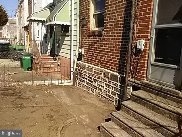 2910 S Smedley St, Philadelphia, PA 19145 - Image #2
